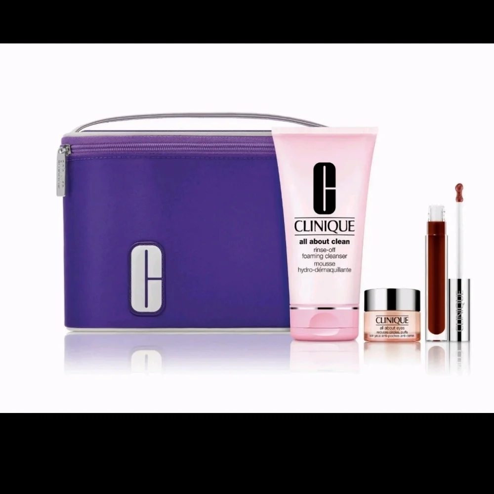 Clinique, Skincare/Makeup, 4 Piece Bundle Set
